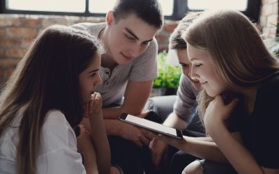 A serdülők különös viselkedései – mi természetes, mivel érdemes szakemberhez fordulni?